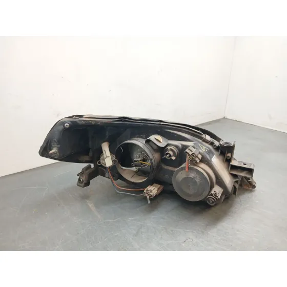 Faro Izquierdo para Nissan Primera Hatchback (P12)