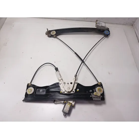 Elevalunas Delantero Derecho para Opel Astra H Twintop (A04)