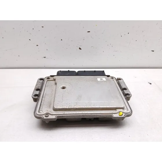 Centralita Motor Uce para Opel Zafira / Zafira Family B (A05)