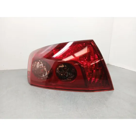 Piloto Trasero Izquierdo para Peugeot 407 (6D_)