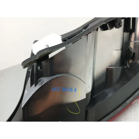 Piloto Trasero Izquierdo para Peugeot 407 (6D_)