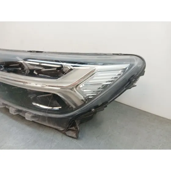 Faro Izquierdo para Volvo Xc40 (536)