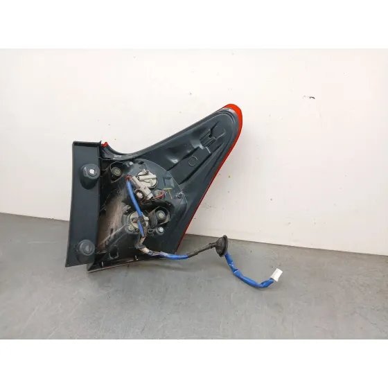 Piloto Trasero Izquierdo para Toyota Auris (_E18_)