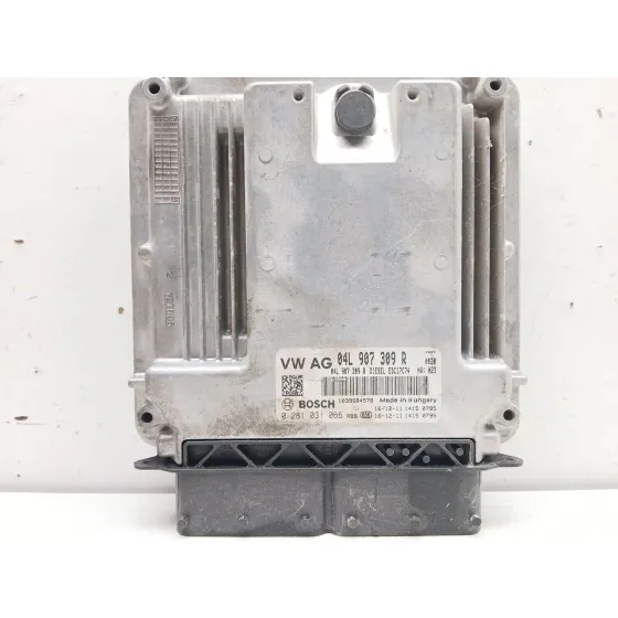 Centralita Motor Uce para Skoda Superb (3V3)