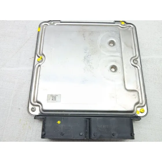 Centralita Motor Uce para Skoda Superb (3V3)