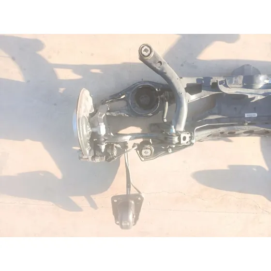 Puente Trasero para Skoda Superb (3V3)