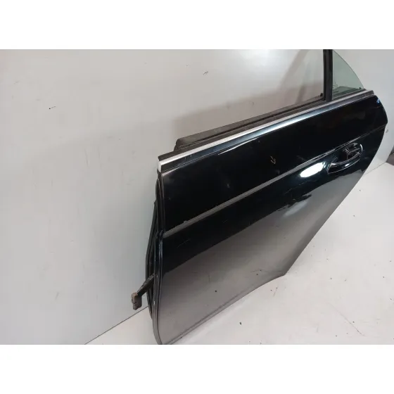 Puerta Trasera Izquierda para Mercedes-Benz Cls (C219)