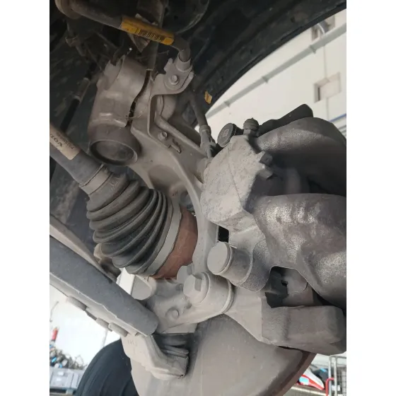 Mangueta Delantera Izquierda para Volvo Xc40 (536)