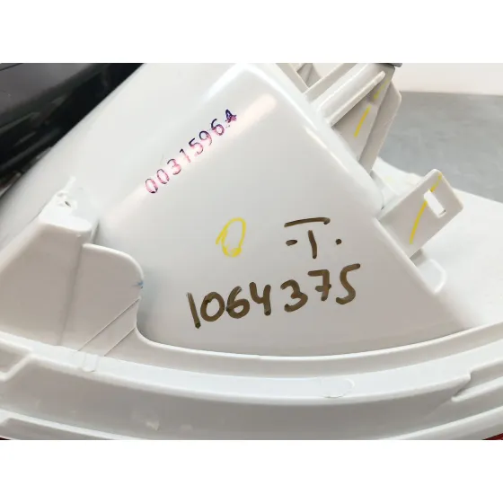 Piloto Trasero Izquierdo para Volkswagen Golf V Berlina (1K1)