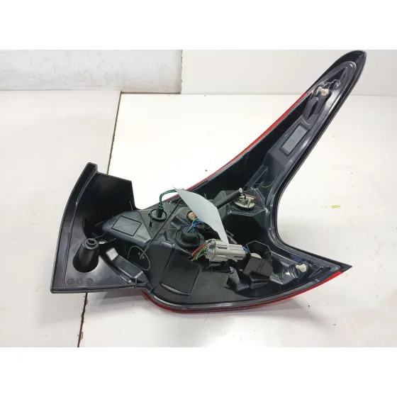 Piloto Trasero Izquierdo para Nissan Micra V (K14)