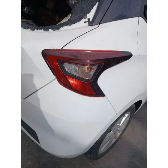 Piloto Trasero Derecho para Nissan Micra V (K14)