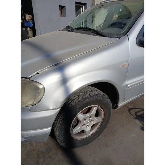 Aleta Delantera Izquierda para Mercedes-Benz Clase M (W163)