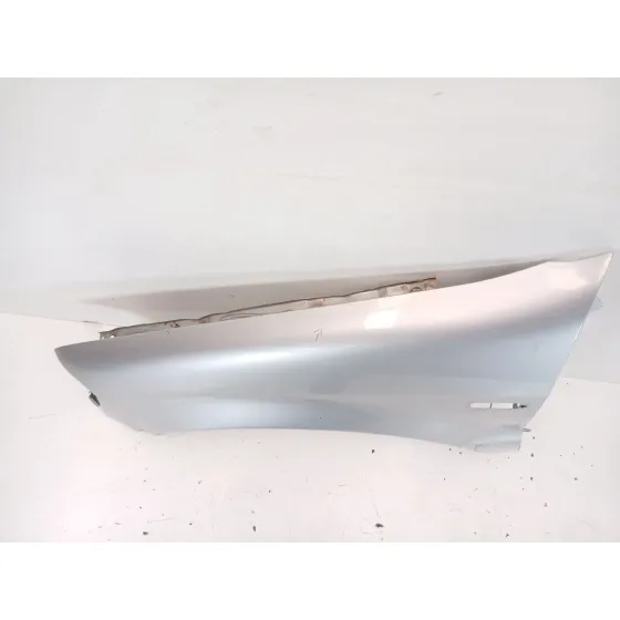 Aleta Delantera Izquierda para Mercedes-Benz Clase M (W163)