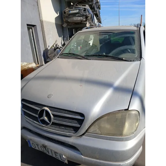 Capot para Mercedes-Benz Clase M (W163)