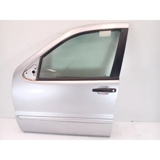 Puerta Delantera Izquierda para Mercedes-Benz Clase M (W163)