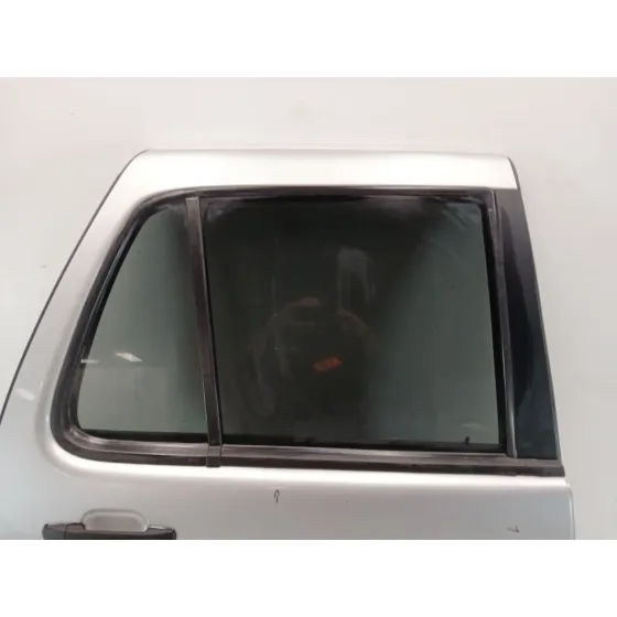 Puerta Trasera Derecha para Mercedes-Benz Clase M (W163)