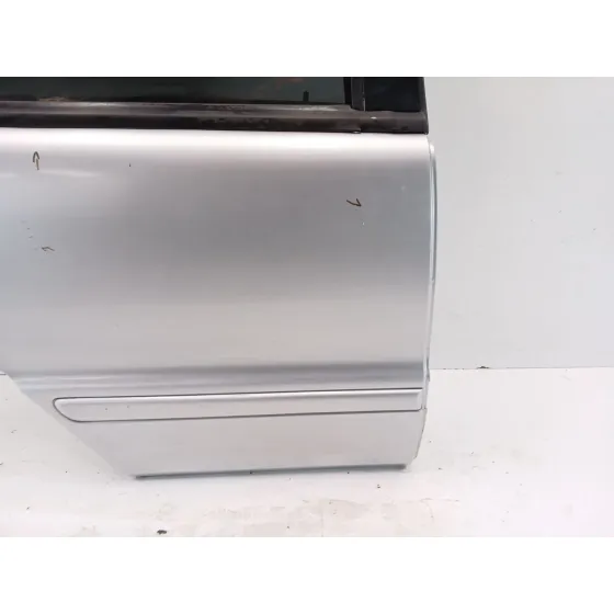 Puerta Trasera Derecha para Mercedes-Benz Clase M (W163)