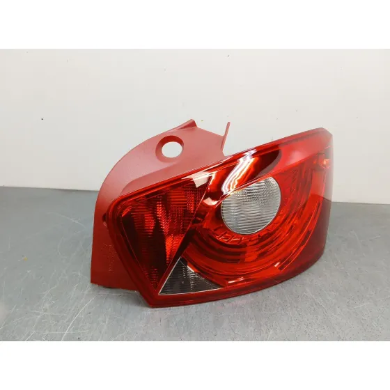 Piloto Trasero Derecho para Seat Ibiza (6J5)