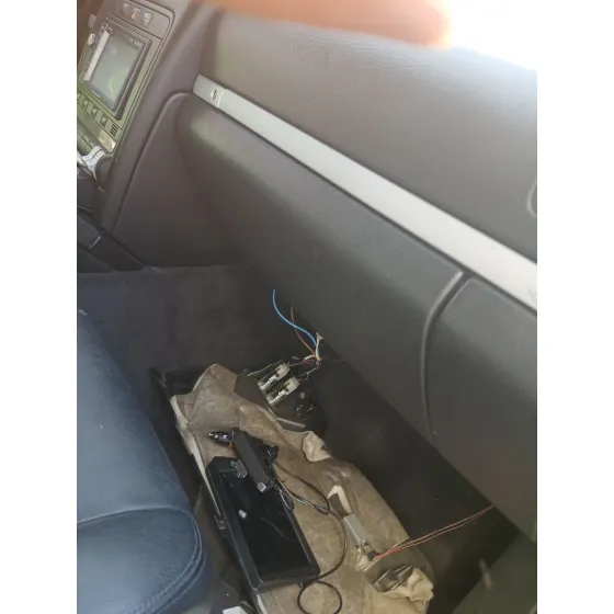 Guantera para Porsche Cayenne (9Pa)