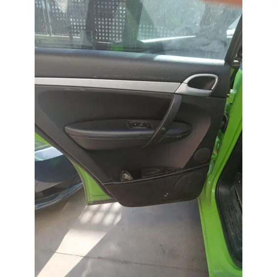Guarnecido Puerta Trasera Izquierda para Porsche Cayenne (9Pa)