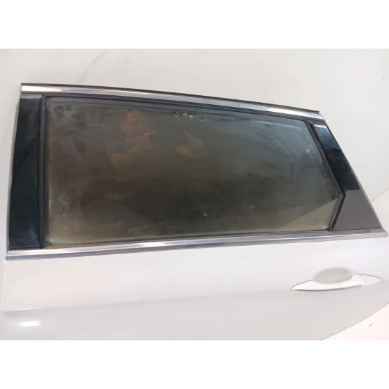 Puerta Trasera Izquierda para Hyundai I40 I Cw (Vf)