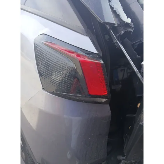 Piloto Trasero Izquierdo para Peugeot 3008 Ii Suv (Mc_, Mr_, Mj_, M4_)