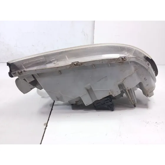 Faro Izquierdo para Kia Carnival Ii (Gq)