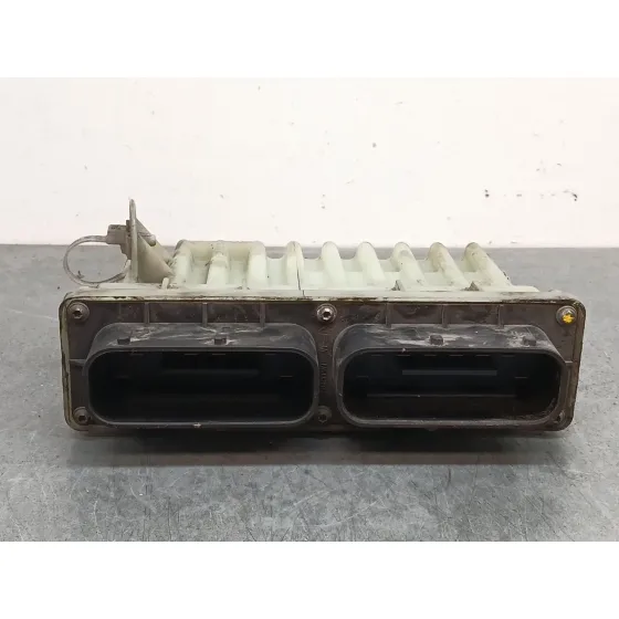 Centralita Motor Uce para Opel Zafira A Monospace (T98)
