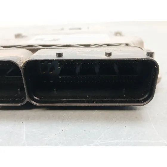 Centralita Motor Uce para Skoda Superb Ii (3T4)