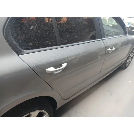 Puerta Trasera Derecha para Skoda Superb Ii (3T4)