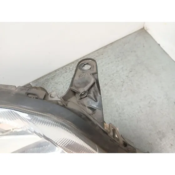 Faro Derecho para Opel Signum Hatchback (Z03)