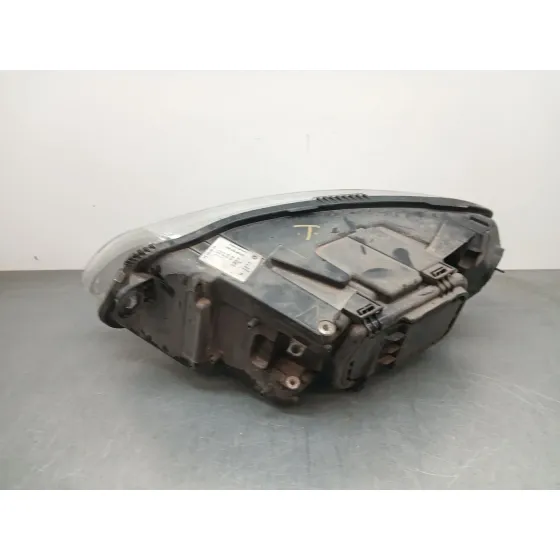 Faro Derecho para Audi A6 C6 (4F2)