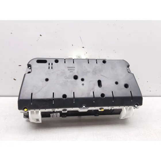 Cuadro Instrumentos para Toyota Corolla Verso (Zer_, Zze12_, R1_)