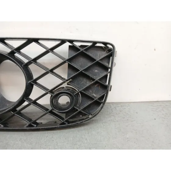 Rejilla Paragolpes Derecha para Bentley Flying Spur (Zg2_)