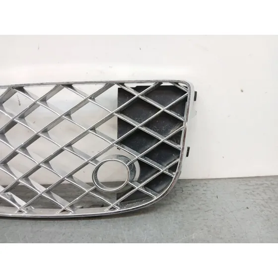 Rejilla Paragolpes Derecha para Bentley Flying Spur (Zg2_)