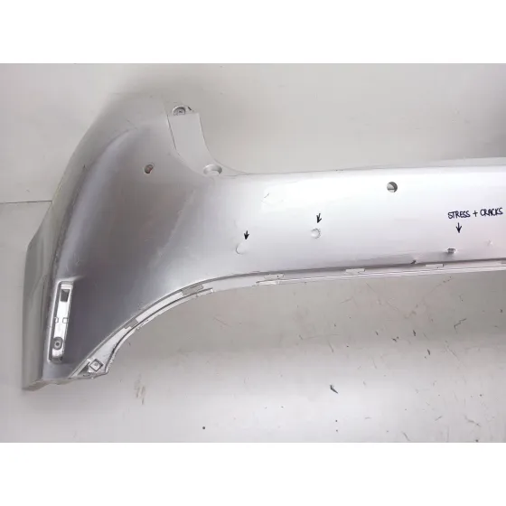 Paragolpes Trasero para Toyota Corolla Sedan (_E18_, Zre1_)