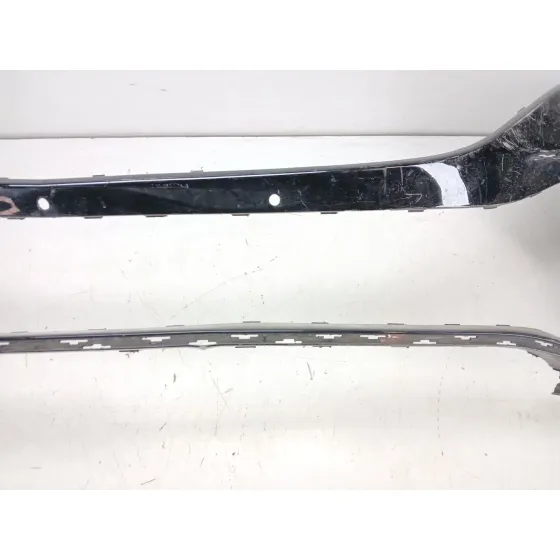 Paragolpes Delantero para Mercedes-Benz Eqb (X243)