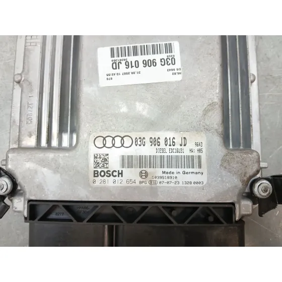 Centralita Motor Uce para Audi A4 B7 (8Ec)