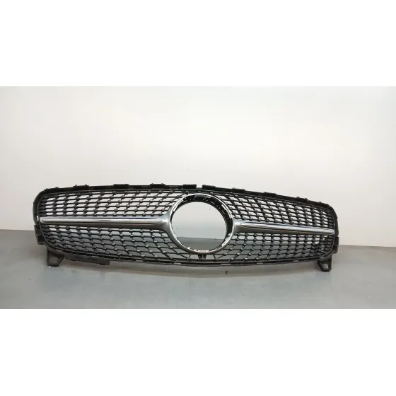 Rejilla Paragolpes Delantero para Mercedes-Benz Clase A (W176)