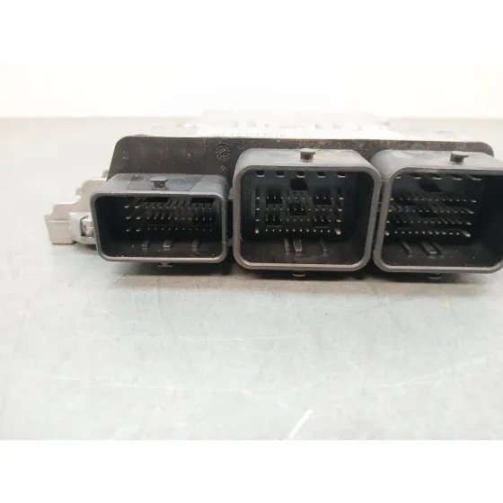 Centralita Motor Uce para Ford Focus Iii Sedan