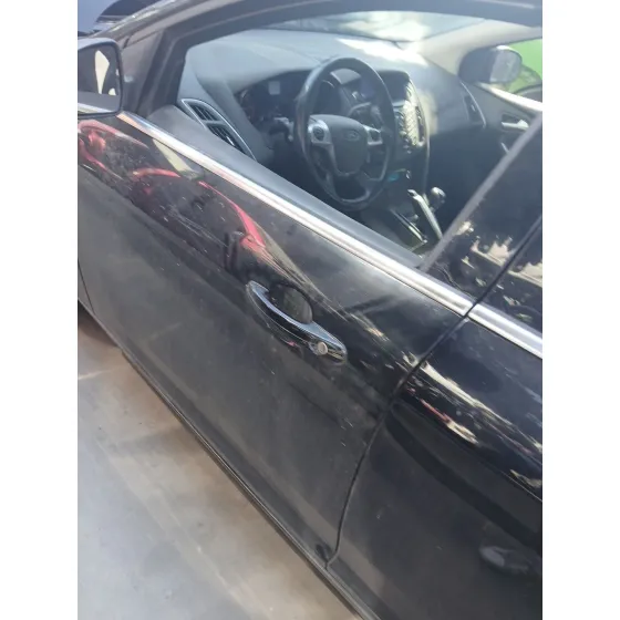 Puerta Delantera Izquierda para Ford Focus Iii Sedan