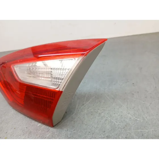 Piloto Trasero Derecho Interior para Ford Focus Iii Sedan