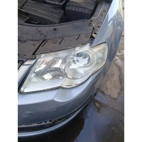 Faro Izquierdo para Volkswagen Passat B6 (3C2)