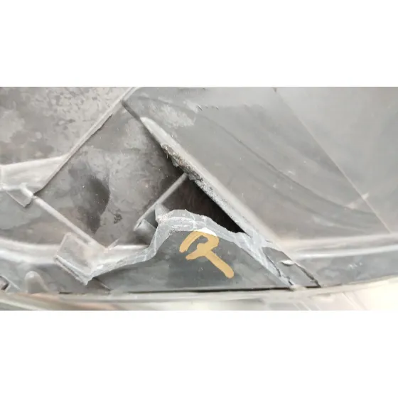 Faro Izquierdo para Volkswagen Passat B6 (3C2)