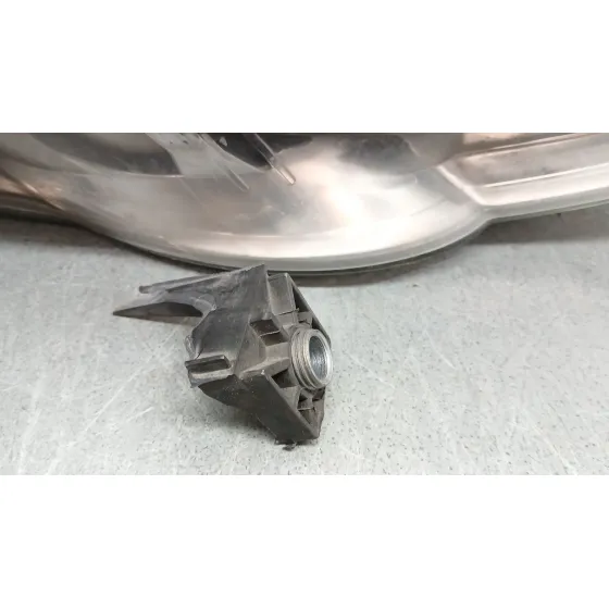 Faro Izquierdo para Volkswagen Passat B6 (3C2)