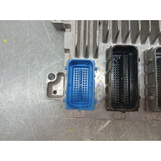 Centralita Motor Uce para Opel Mokka / Mokka X (J13)