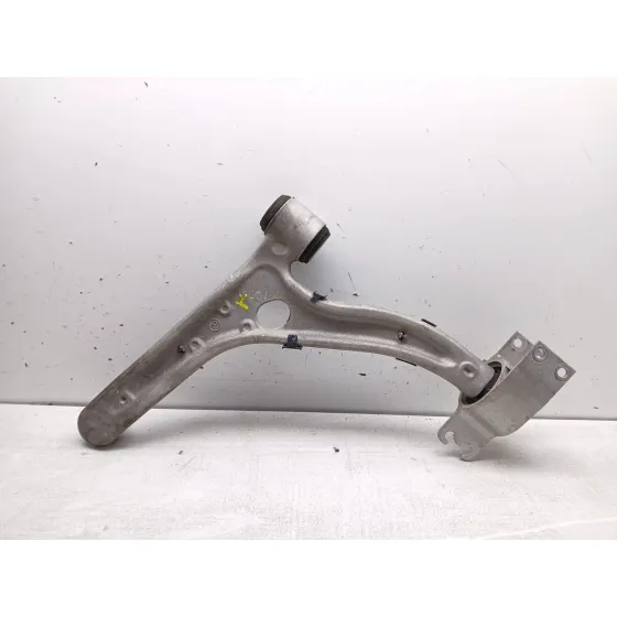 Brazo Suspension Inferior Delantero Derecho para Mercedes-Benz Clase B (W246)