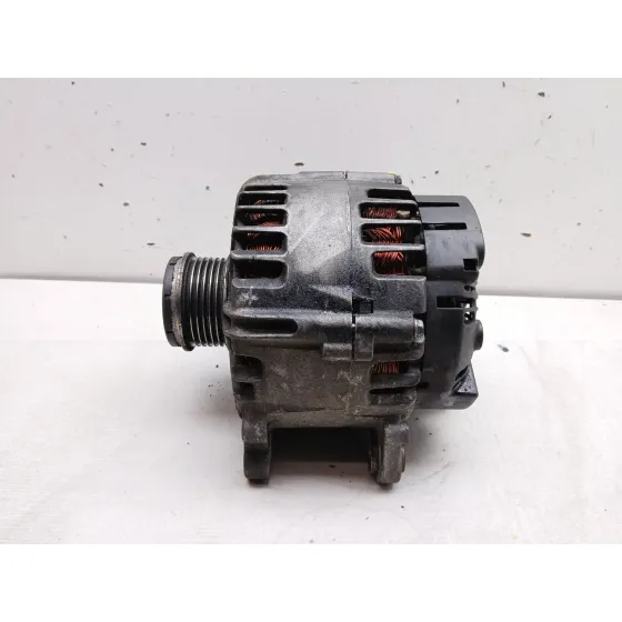 Alternador para Audi A5 (8T3)