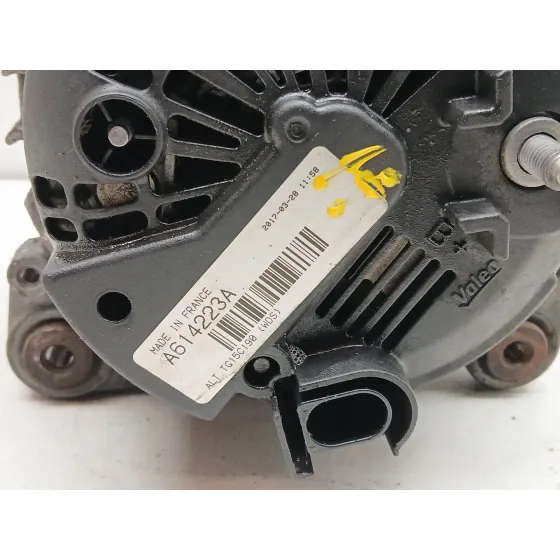 Alternador para Audi A5 (8T3)