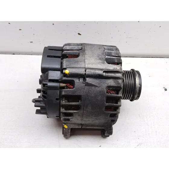 Alternador para Audi A5 (8T3)